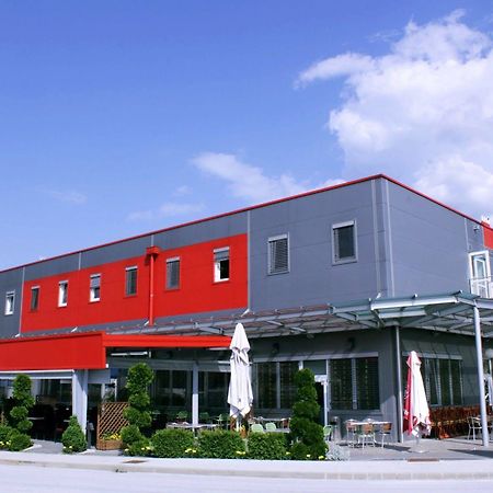 Hotel Galaksija Trebnje Exterior foto